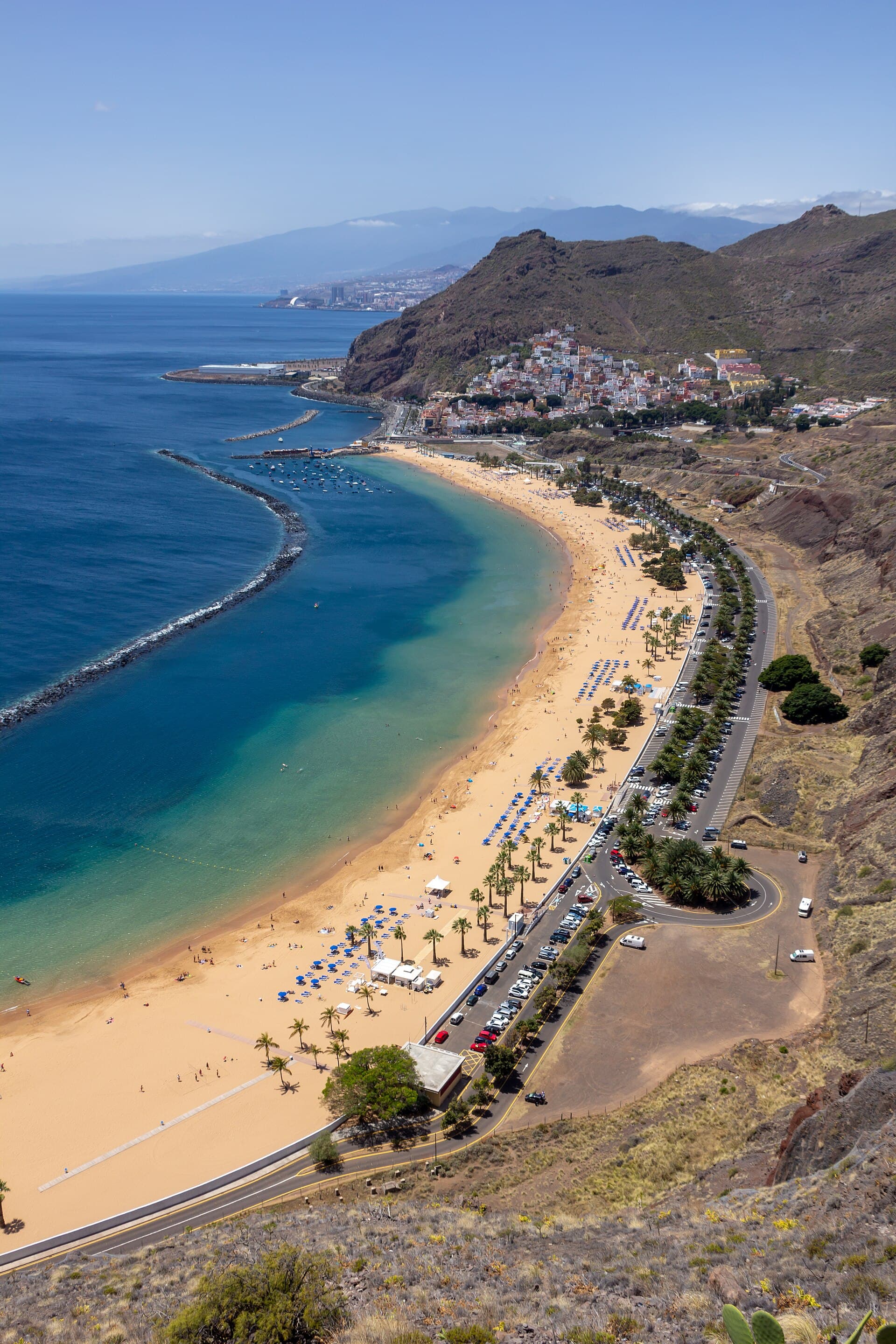 Playa de las Teresitas with the village of San Andrés and the Anaga mountains: the golden sand was shipped in from the Sahara in 1973.